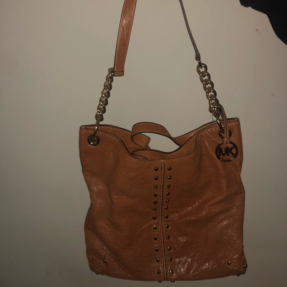 Michael Kors Uptown Astor Gold Studded ShoulderBag - Picture 1 of 2